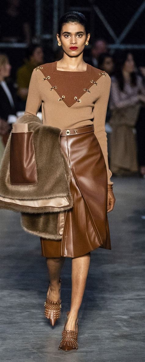 burberry winter 2019|Burberry dresses fashion.